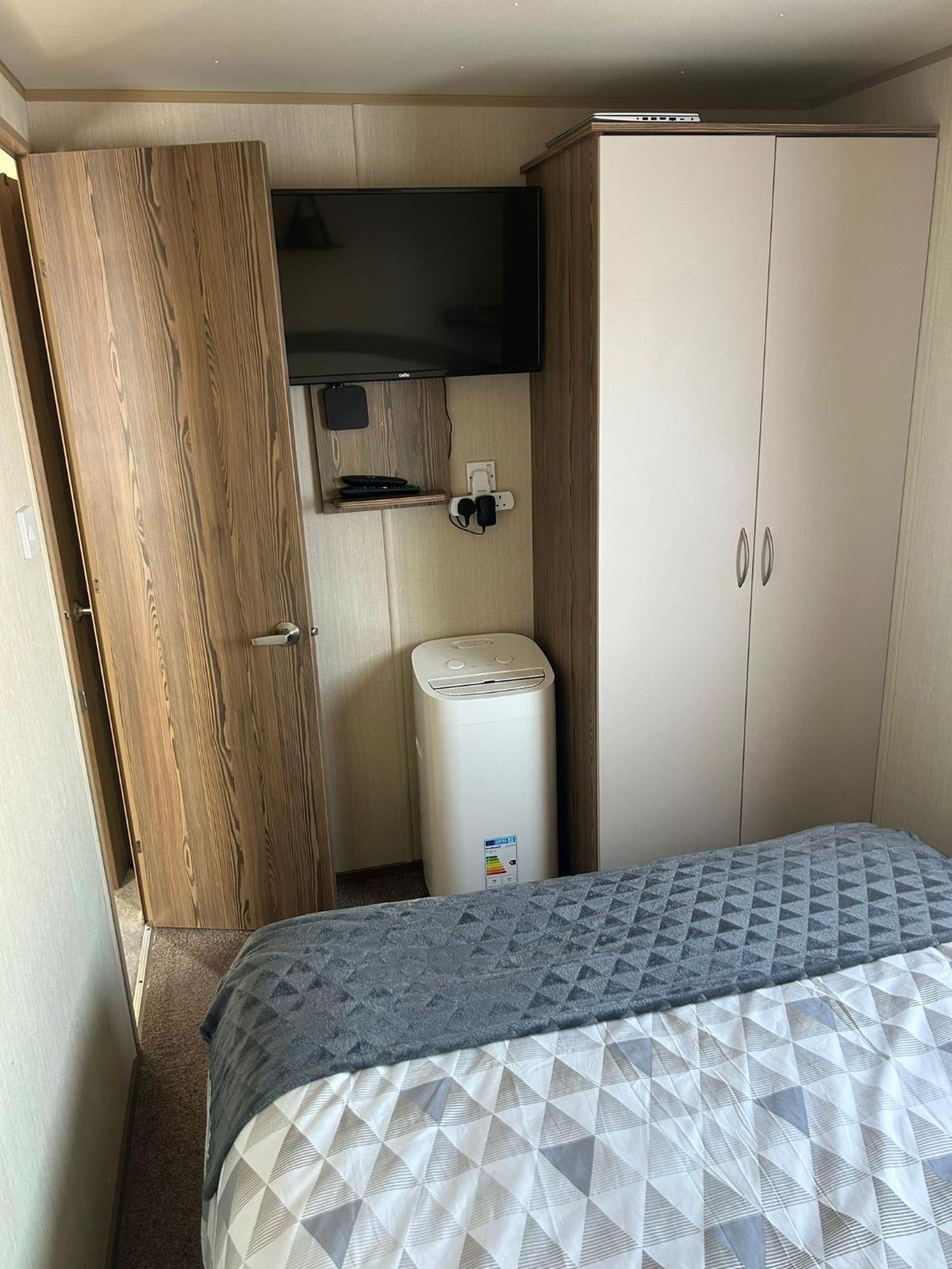 Blue Dolphin Holiday Park Gristhorpe Zewnętrze zdjęcie